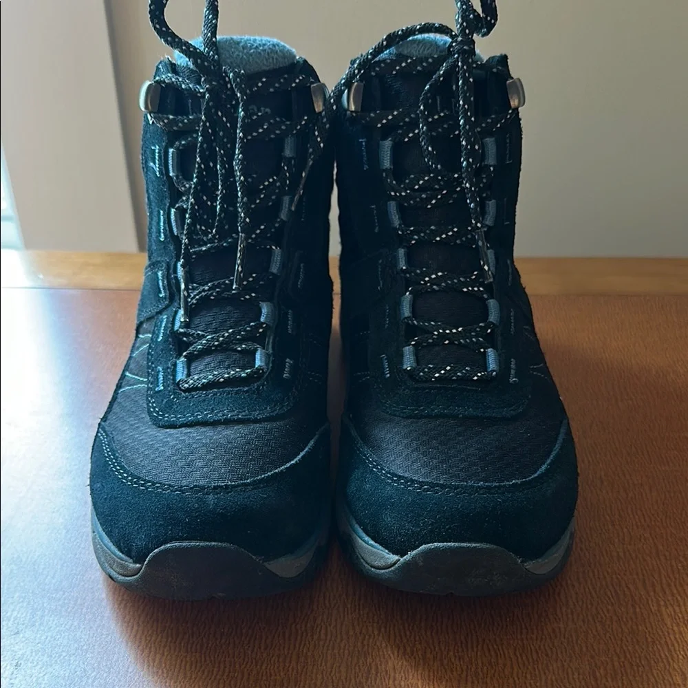 L.L. Bean Blue and Gray Boots Waterproof Durable Design